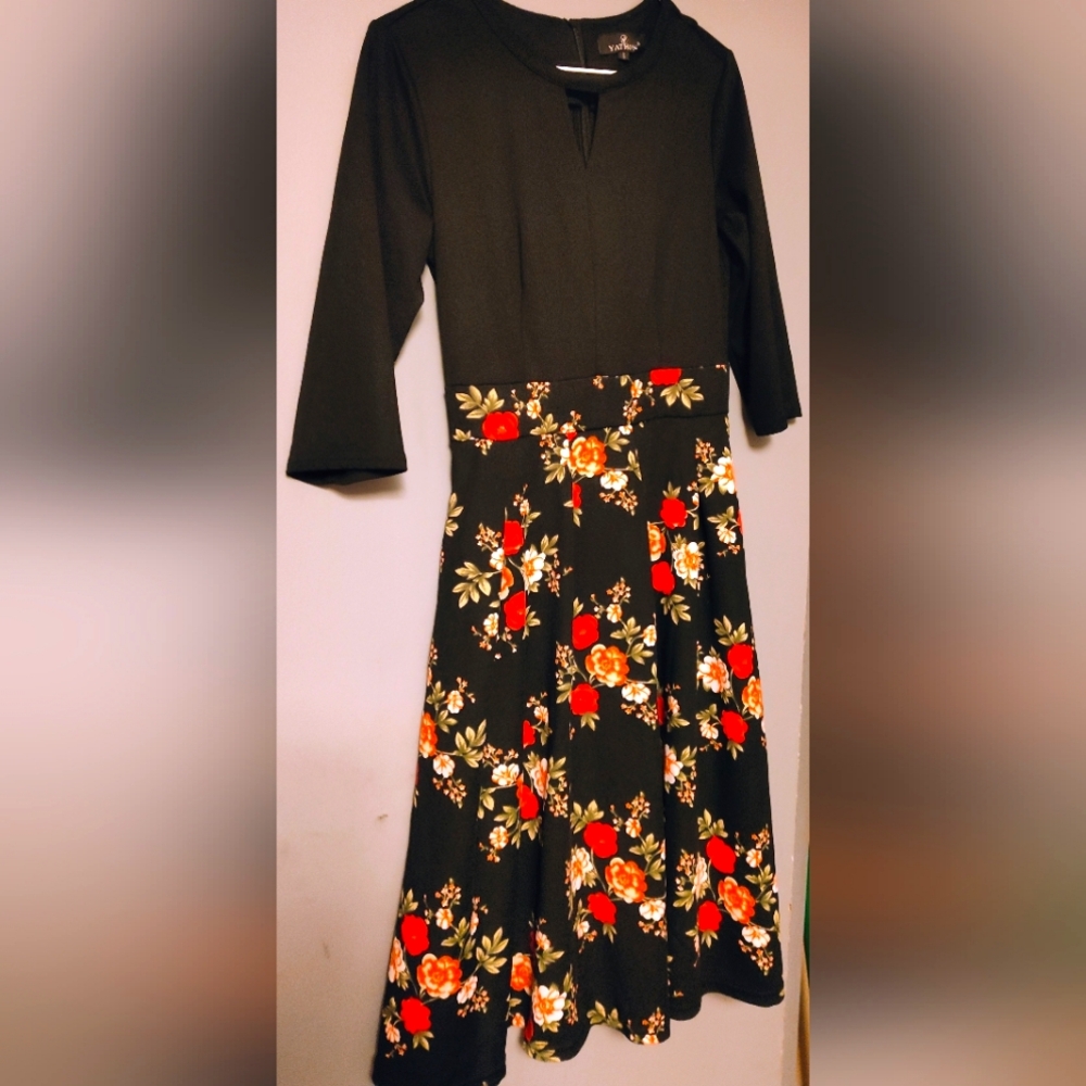 Floral Long Sleeve Dress - Black and Red